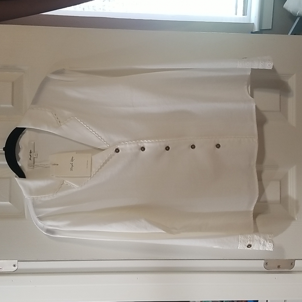 Simple Retro brand blouse